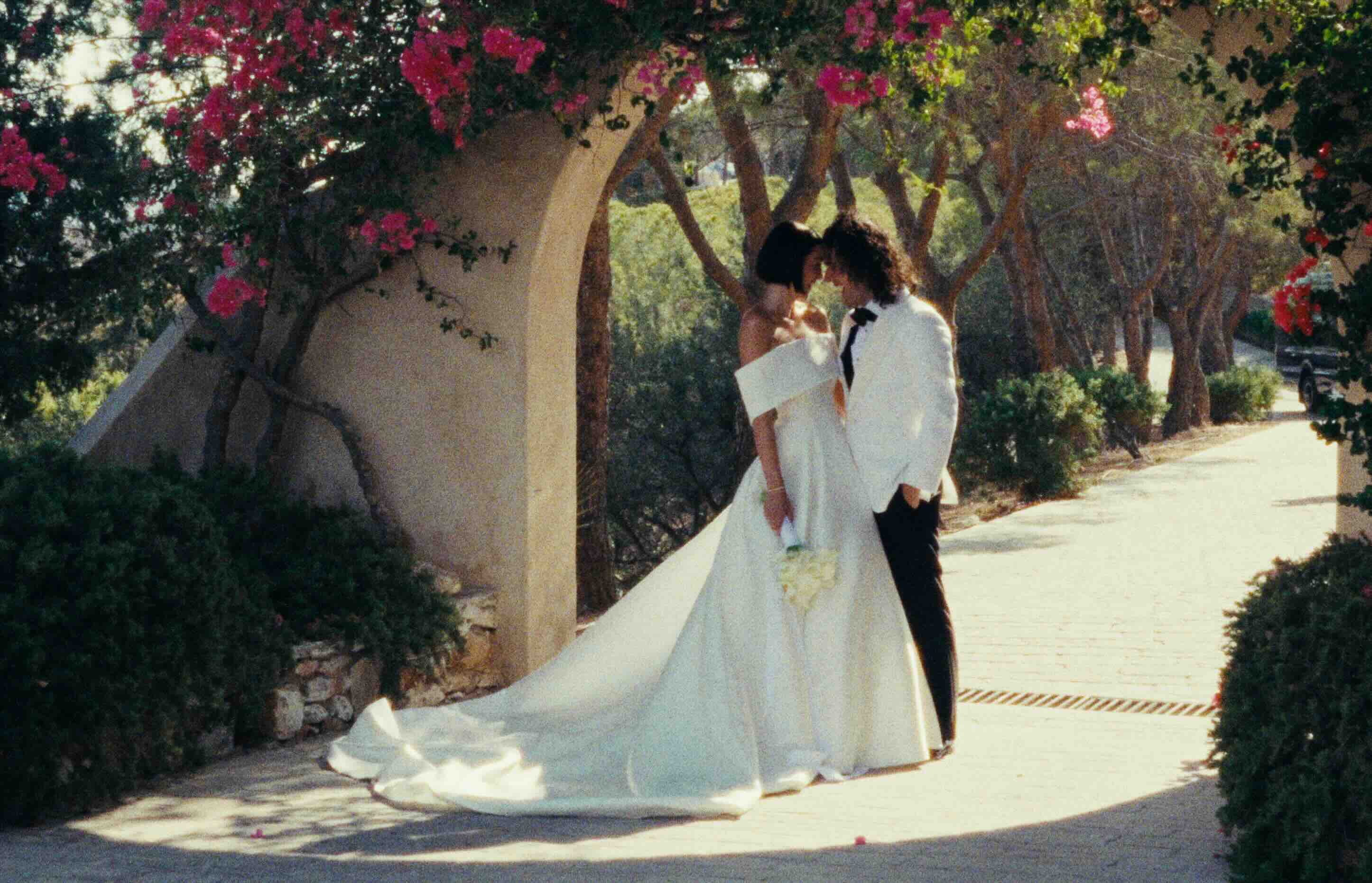 A WILD WEDDING in Paros Island | Pure Love